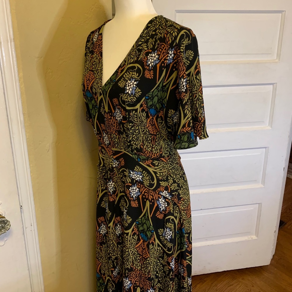 Strut&Bolt dress - Picture 3 of 7
